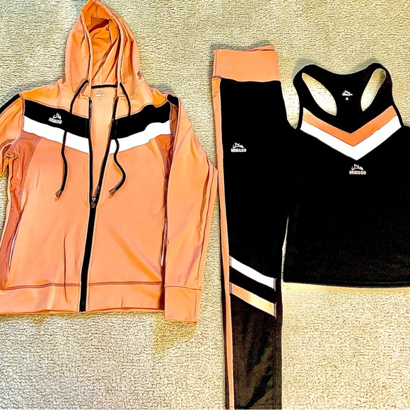 3 piece set yoga outfits in various colors - Picture 4 of 5